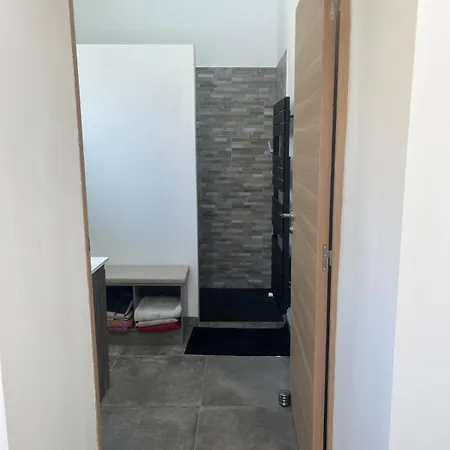 Dom wakacyjny House Le Mans *