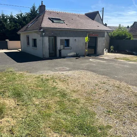 Dom wakacyjny House Le Mans Parigné-le-Pôlin